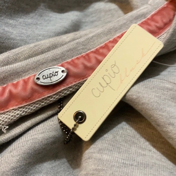 NWT Cupio Lace up sleeve crop sweatshirt XS - Picture 5 of 11